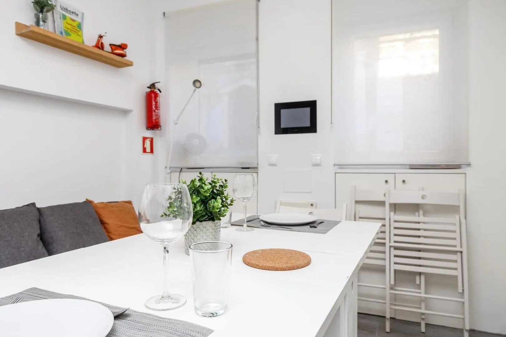 Guestready - Minimalist Studio In Downtown Lisbonアパートメント アパート リスボン